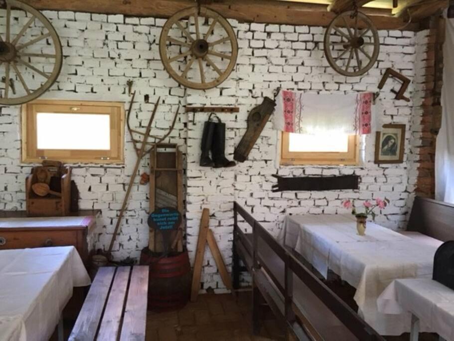 Stilvolles Landhaus Im Dreilaendereck Felsőszölnök Zewnętrze zdjęcie